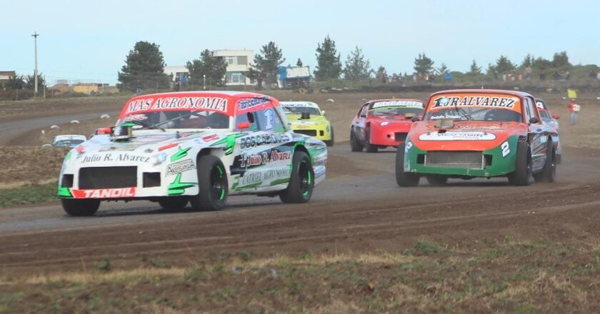 Largada del APAC en el Circuito Martín Fierro